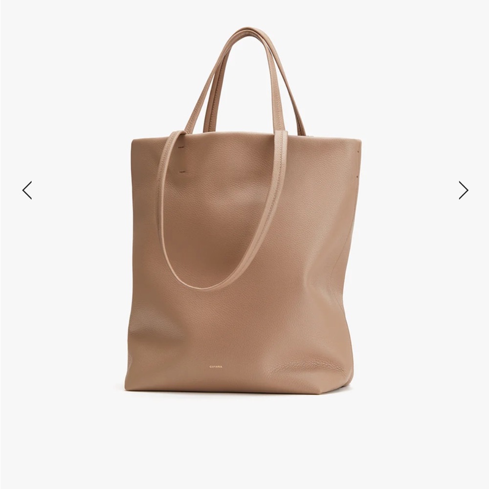 Cuyana tall easy tote in cappuccino - Picture 2 of 16